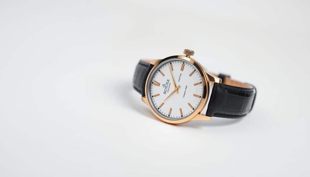 Herren Uhr auf Rechnung
