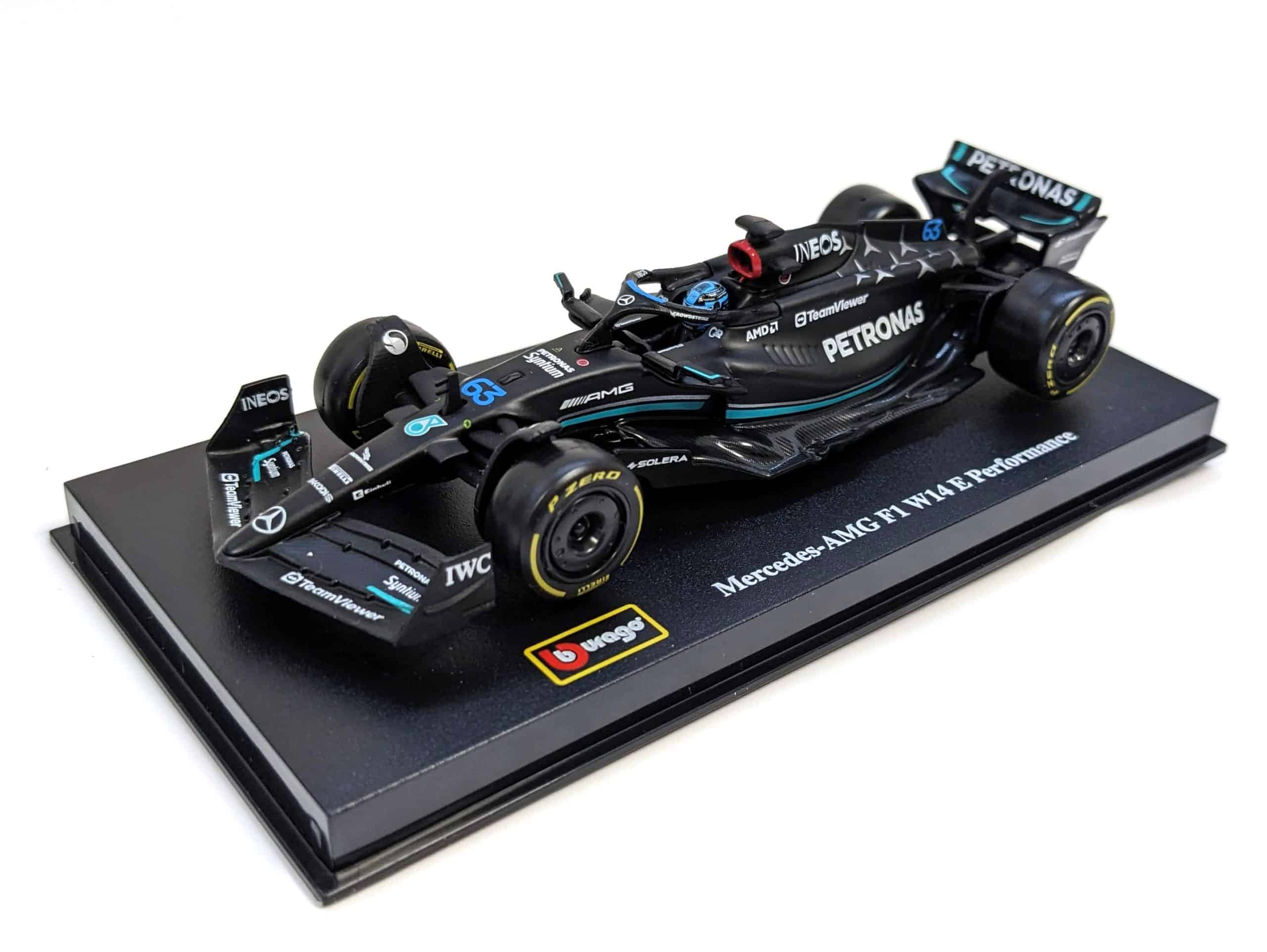 Bburago 18-38081R - Modellauto - F1 Mercedes AMG W14 '23 #63 Russel (mit Helm