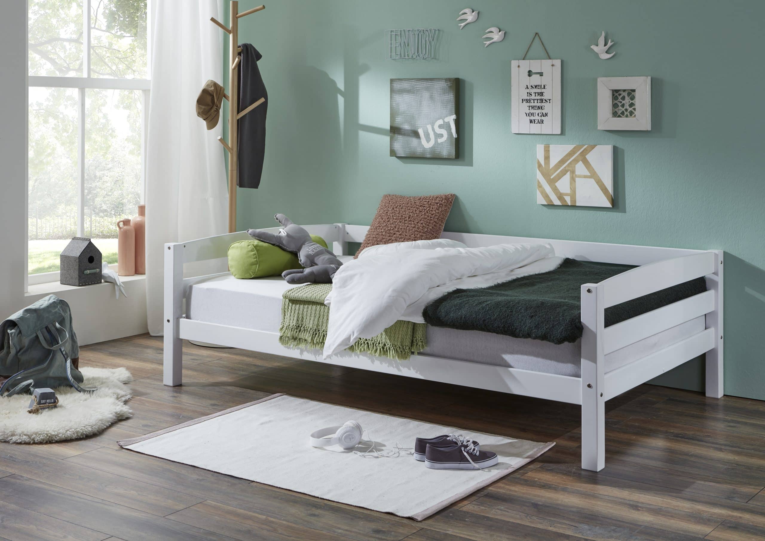 Relita - Einzelbett Nora in Buche massiv