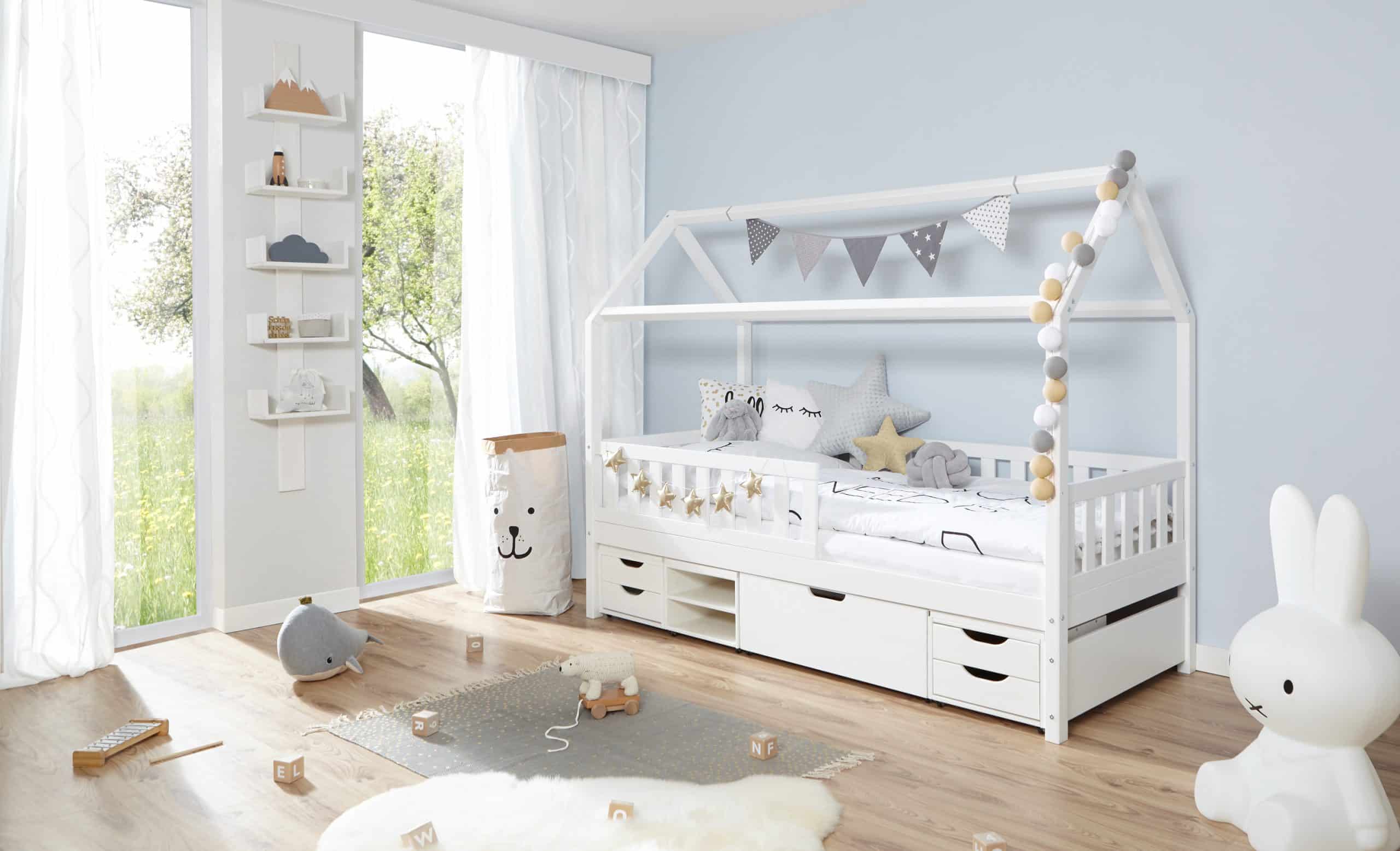 TiCAA Hausbett "Traumhaus" mit Funktionsschubkasten Kiefer Weiß